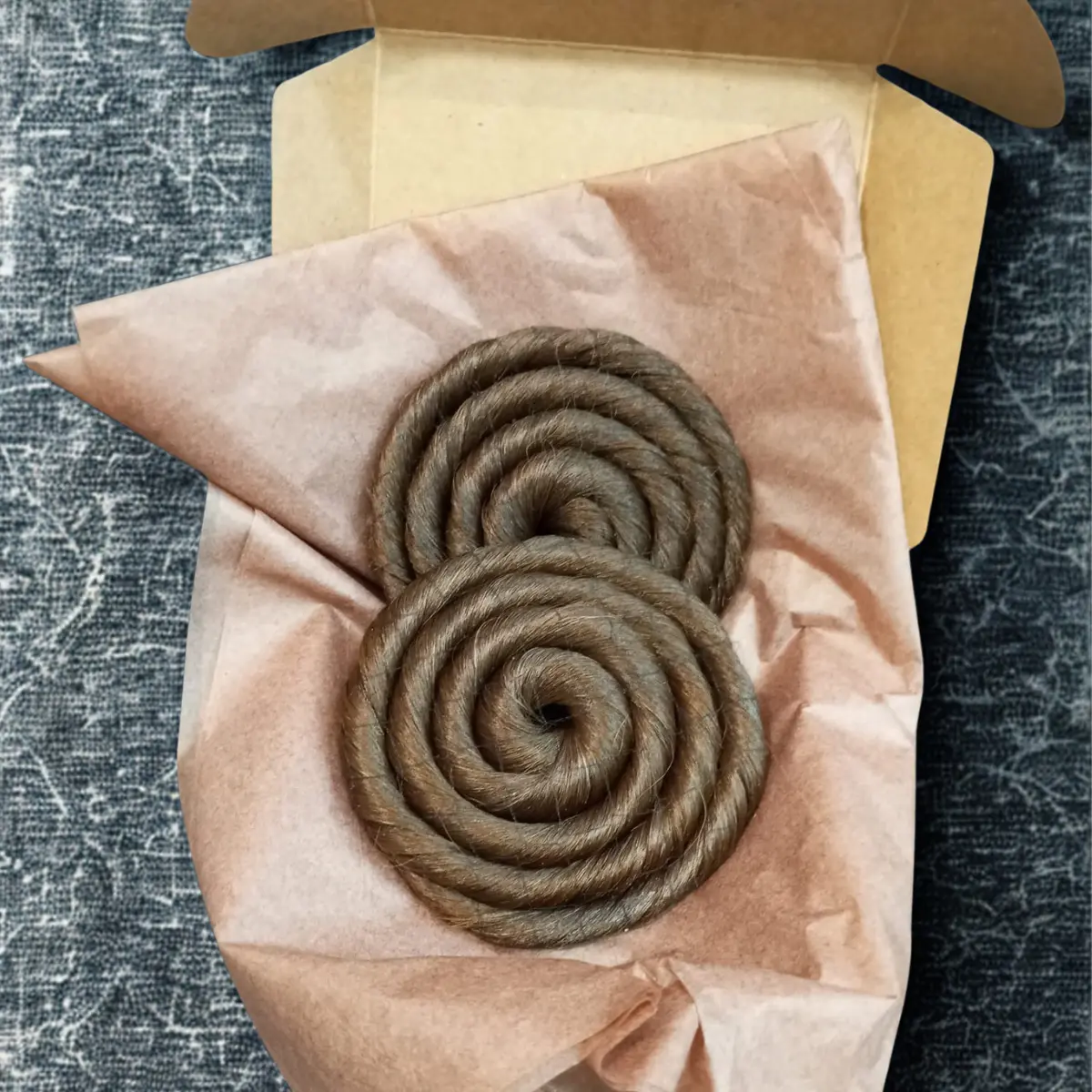 Pareja de rodetes de fallera sintéticos cosidos en pack